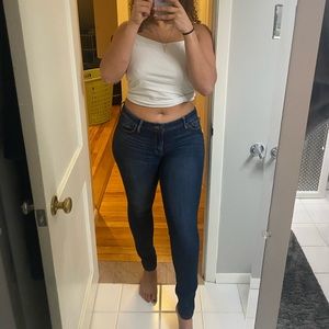 12 regular Abercrombie & Fitch jeans